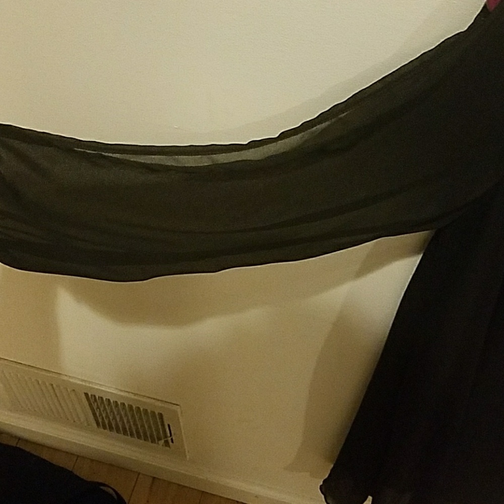 Dress/top - Picture 2 of 4